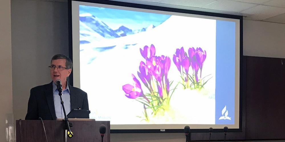 Homer Trecartin, director of the Global Mission Centers, speaking at morning worship for the Global Mission Issues Committee meeting at the world church headquarters in Silver Spring, Maryland, on April 2, 2019. (Andrew McChesney / Adventist Mission)
