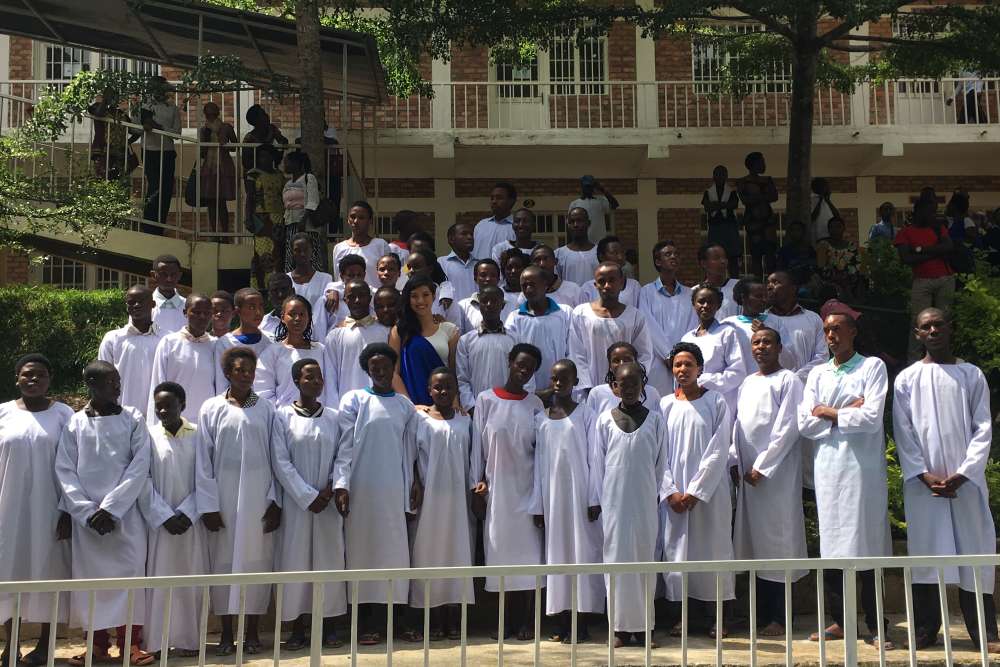 Vanessa Rocha standing with some of the 173 young people who were baptized at ESAPAG Adventist University on May 28, 2016. (Photo courtesy of author)