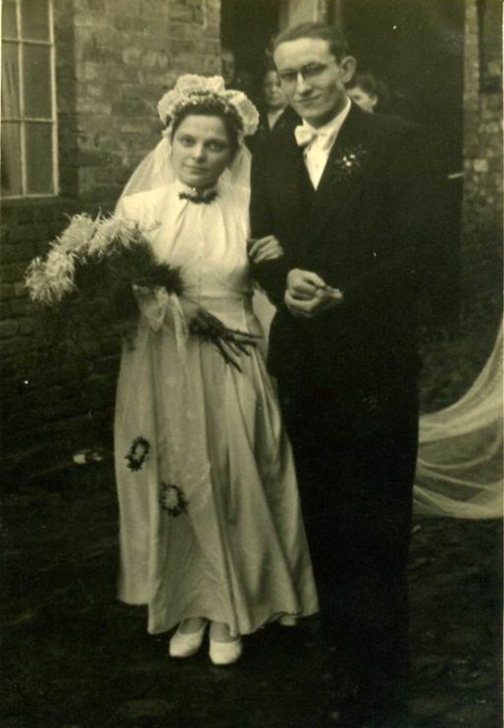 Fritz and Ruth Hartmann getting married in 1954.